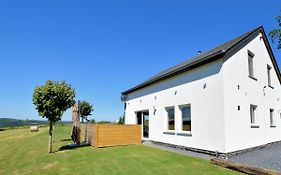 Beautiful Completely Home With Sauna Bubble Bath